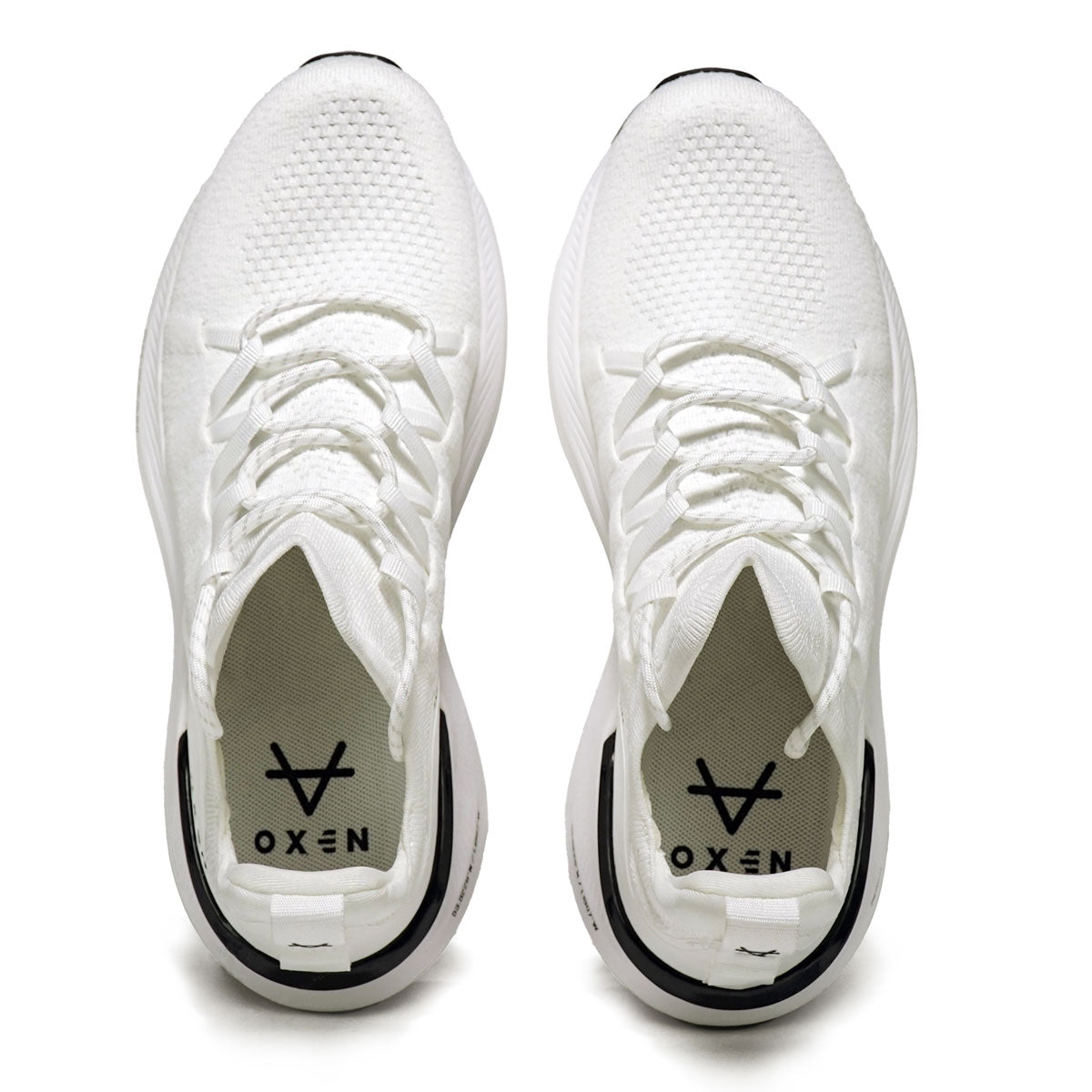 Oxen React 2.0 white trainer, outsole tread pattern
